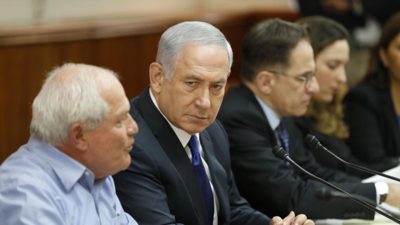 نخست‌وزیر اسرائیل: هر نقطه از سوریه که لازم باشد با ایران مقابله می‌کنیم