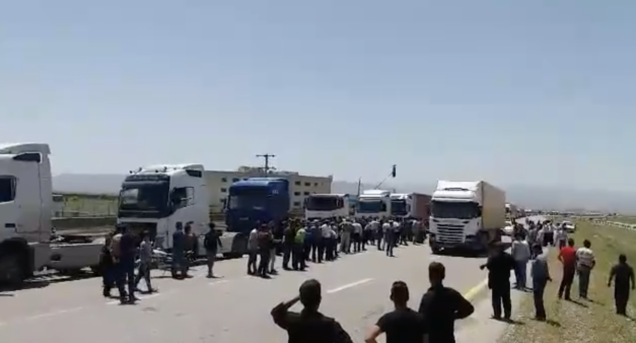 هشدار رانندگان و کامیون داران کنگاور برای خنثی کردن دروغ و شایعات نظام – ۷ خرداد
