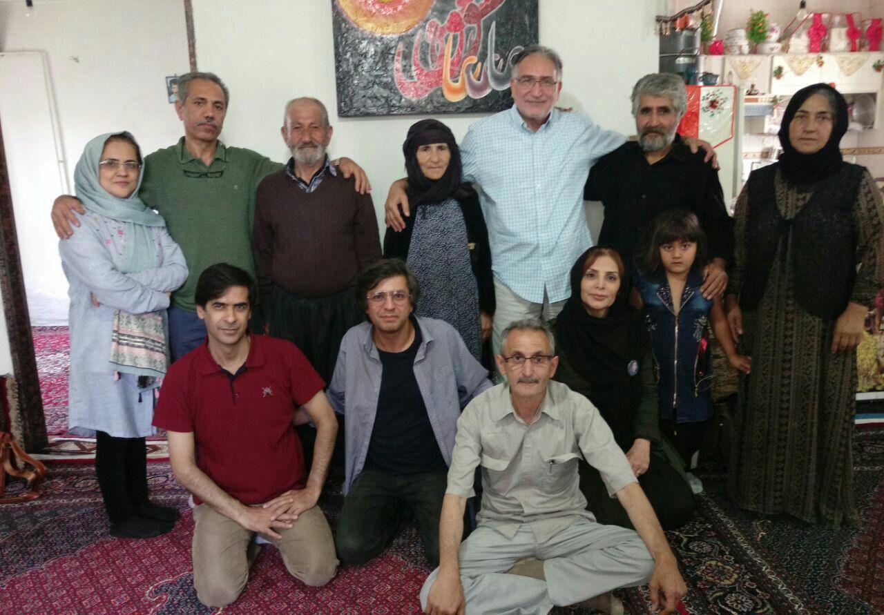 بازداشت عده یی از فعالین که به دیدار خانواده رامین حسین پناهی رفته بودند