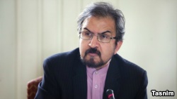 بهرام قاسمی قانونگذاران کانادایی را به نداشتن «اطلاعات دقیق و کافی» درباره مواضع ایران در قبال تروریسم متهم کرده است.