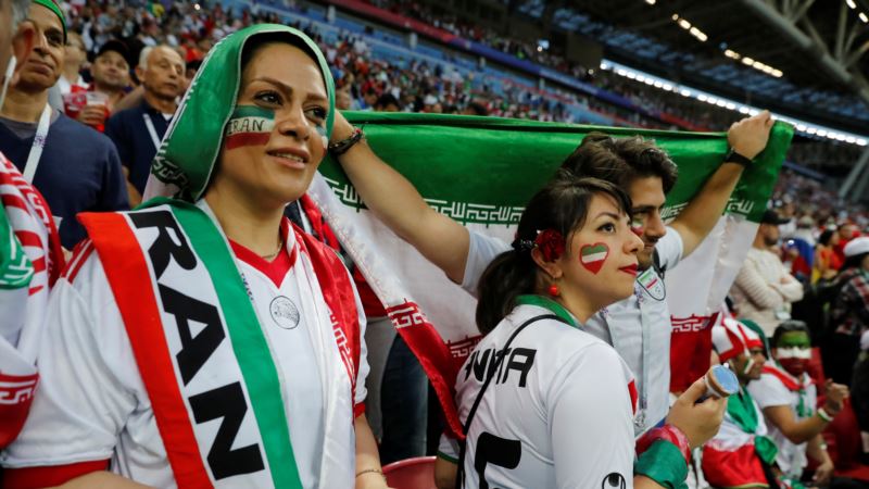 فعال زن ایرانی می گوید جلوی اعتراض‌شان در جام جهانی روسیه گرفته شد