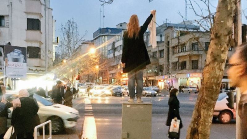 مرکز پژوهش‌های مجلس ایران: جوانان تحصیلکرده شهرهای بزرگ «کانون بد حجابی» هستند