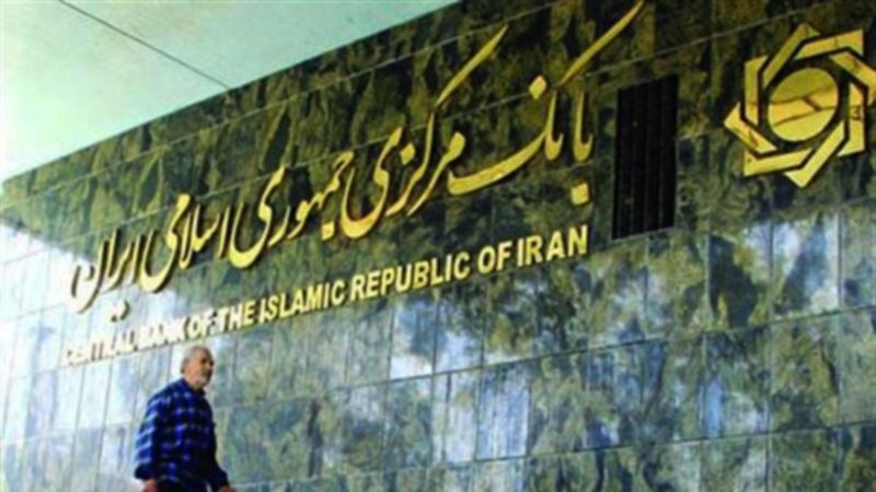 رئیس بانک مرکزی ایران تغییر کرد؛ همتی جانشین سیف شد