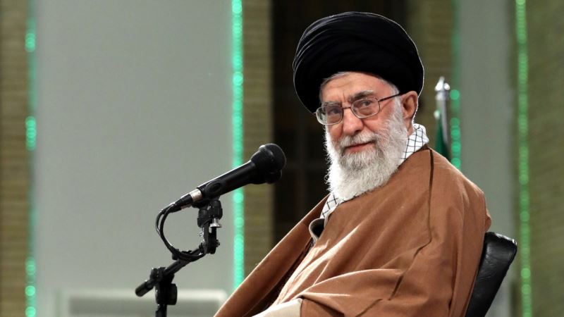 کاربران فضای مجازی سراغ «اشتباه» علی خامنه‌ای رفتند