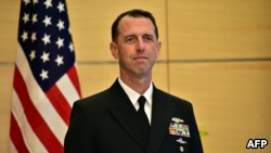 دریاسالار جان ریچاردسون، فرمانده عملیاتی نیروی دریایی ایالات متحده، می‌گوید که آمریکا رزمایش ایران در خلیج فارس را زیر نظر دارد