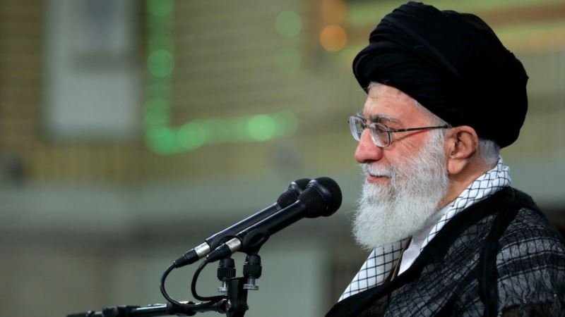 خامنه‌ای: احتمال وقوع جنگ نظامی وجود ندارد