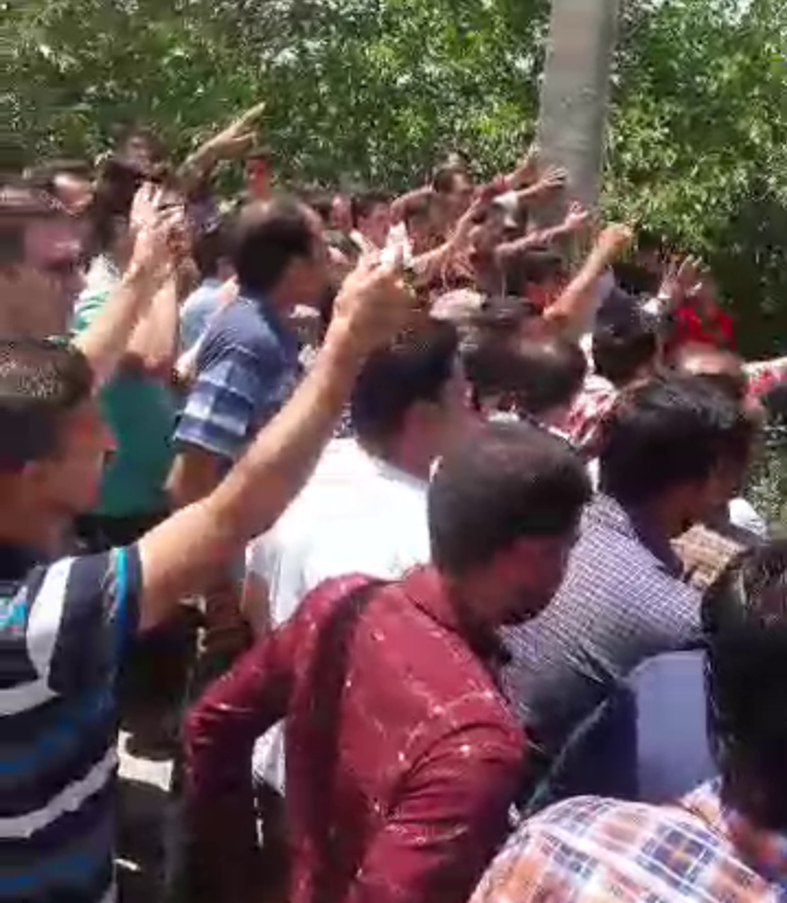 جمعه ۶ مهر، پایانه مشهد: کامیونداران دیگر فریب وعده های توخالی مسئولین را نمی خورند