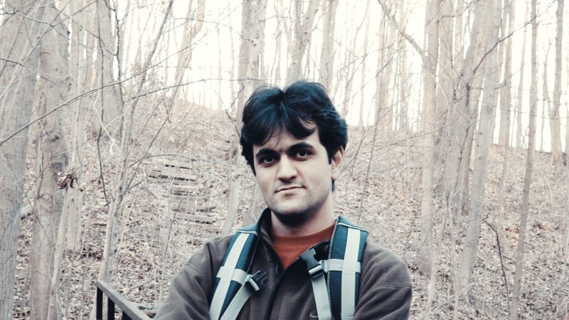 سعید ملک پور فعال اینترنتی؛ ده سال زندان و وضعیت جسمی «بحرانی» | گفتگو با خواهر او